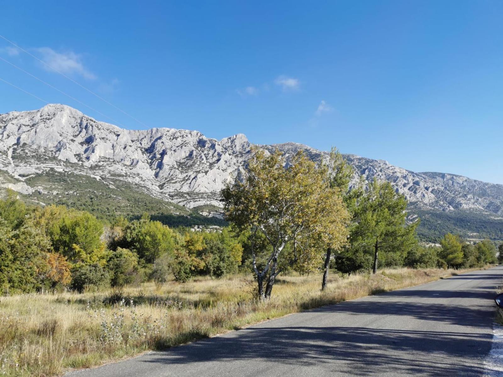 Studio Nuitee En Provence 2 Eguilles Exterior photo